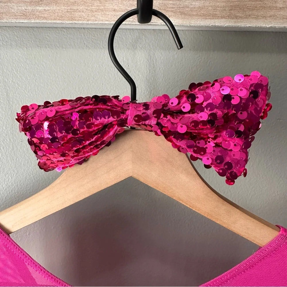 WEISSMAN Pink Sequin Jazz/Tap Dance Costume. EUC. XLC. Includes Bow! - Picture 3 of 9